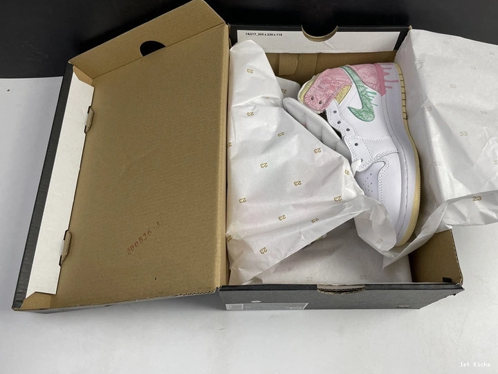 Paint DD1666-100 Drip (GS) Jordan 1 - Mid 0427